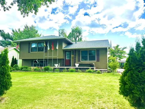 3521 SE 20th St, Des Moines, IA 50320