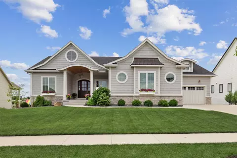 6004 NE Briarwood Dr, Ankeny, IA 50021
