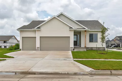 1620 NW Jackson Dr, Ankeny, IA 50023