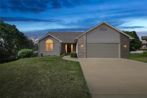 1505 W Jackson Ave, Indianola, IA 50125