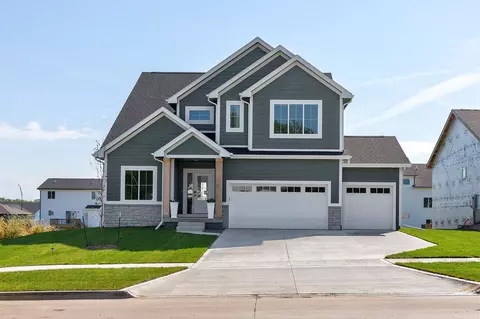 3217 NW Prescott Ct, Grimes, IA 50111
