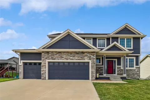 14910 Walnut Meadows Dr, Urbandale, IA 50323