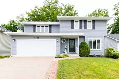 4728 70th Pl, Urbandale, IA 50322