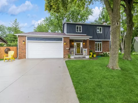 3411 Madison Ct, Ames, IA 50010