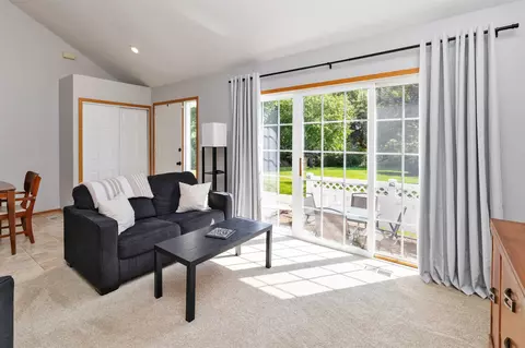 4425 Mills Civic Pkwy #903, West Des Moines, IA 50265