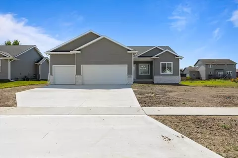 1321 NW 27th St, Ankeny, IA 50023