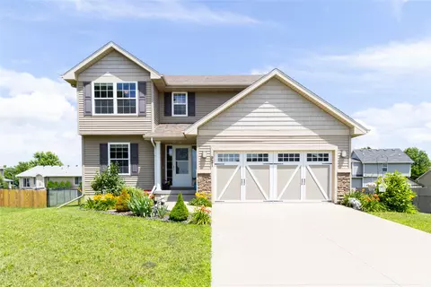921 NW Calista Dr, Grimes, IA 50111