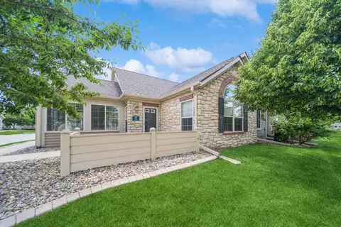3305 SE Glenstone Dr #172, Grimes, IA 50111