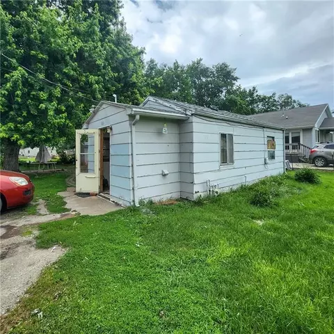 100 SE 34th St, Des Moines, IA 50317