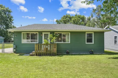 4935 NE 39th Ave, Des Moines, IA 50317