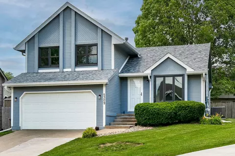 5309 Meadow Pl, West Des Moines, IA 50266