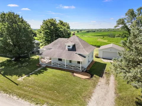 23664 Indiana St, Pleasantville, IA 50225