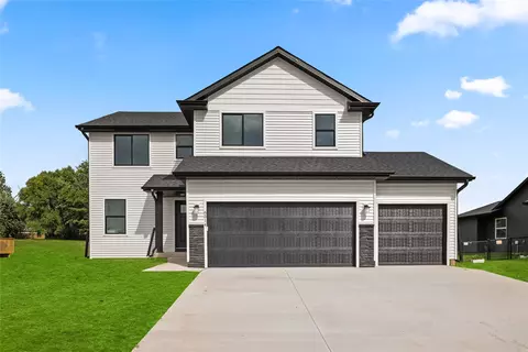 6514 NE Kendall Ave, Pleasant Hill, IA 50327