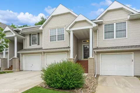 4848 63rd St, Urbandale, IA 50322