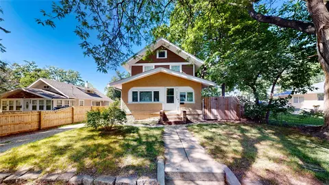 1725 Mondamin Ave, Des Moines, IA 50314