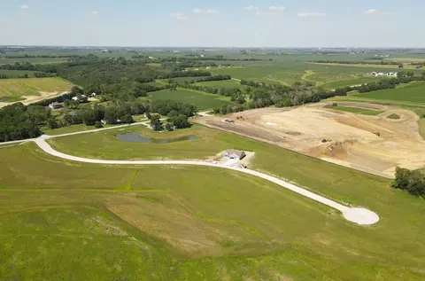 436 NE Monarch Dr, Polk City, IA 50226