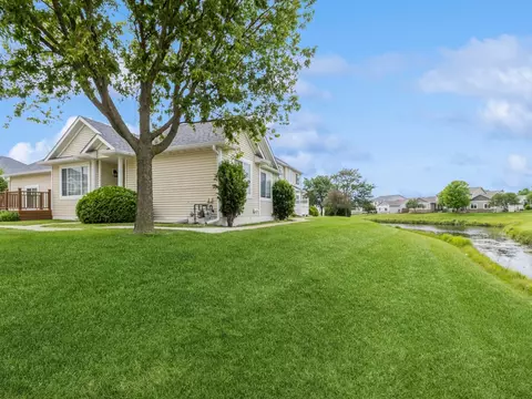 722 SE Williams Ct, Waukee, IA 50263