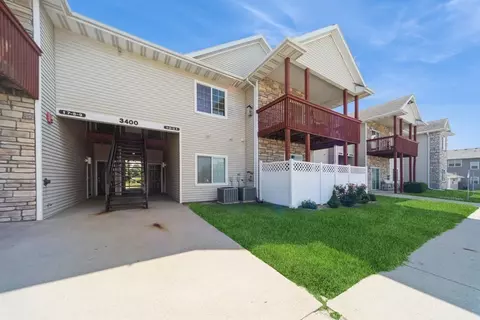 3400 SE Glenstone Dr #3, Grimes, IA 50111