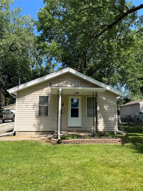 2615 59th St, Des Moines, IA 50322