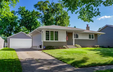 1022 Trisha Ave, Des Moines, IA 50313