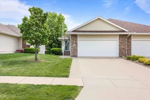 827 SW 46th St, Ankeny, IA 50023