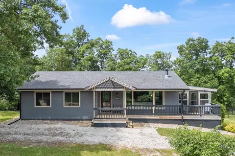 6004 Tulip Ct, Panora, IA 50216