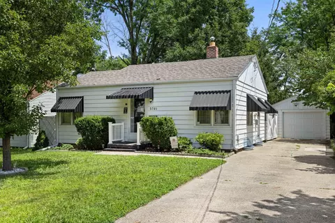 3701 Wright St, Des Moines, IA 50316