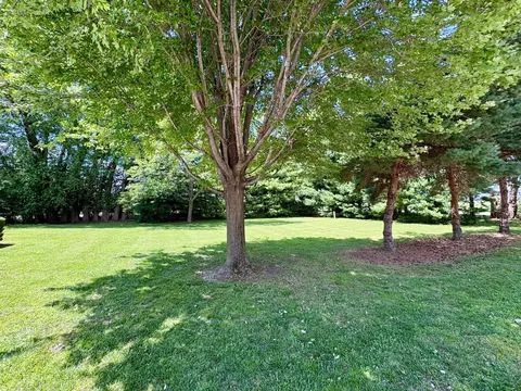 2270 NW 58th Ave, Des Moines, IA 50313