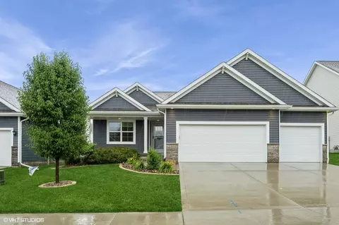 2401 E 50th St, Des Moines, IA 50317