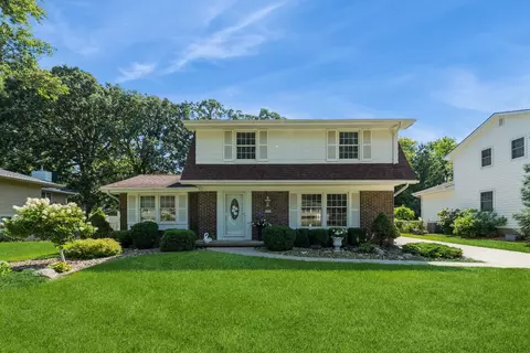 4511 67th St, Urbandale, IA 50322