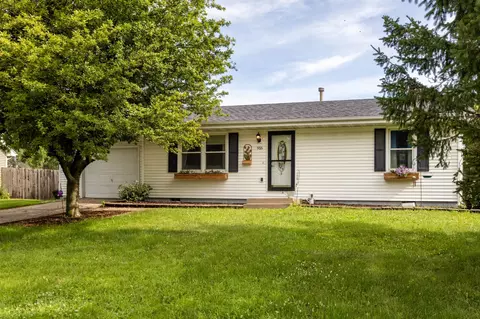916 Grant Ct SE, Bondurant, IA 50035