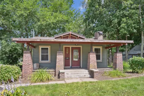 3907 50th St, Des Moines, IA 50310