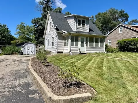 724 24th St, Des Moines, IA 50312