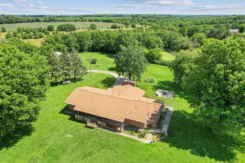 7133 155th Ave, Indianola, IA 50125