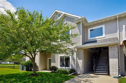 8601 Westown Pkwy #5114, West Des Moines, IA 50266