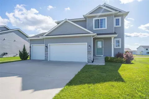 3522 NE Winding Trail Dr, Ankeny, IA 50021