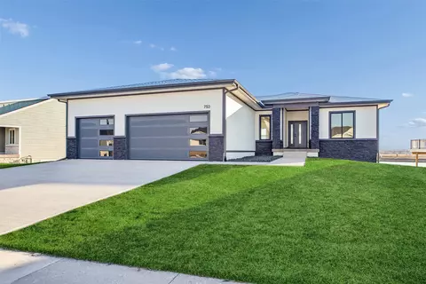 753 SW Cattail Rd, Grimes, IA 50111