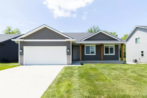 2529 SE Integra Ave, West Des Moines, IA 50265