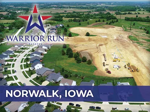 2900 Shady Lane Dr, Norwalk, IA 50211