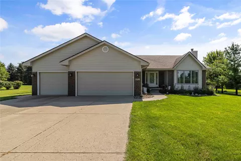 9421 NE 28th Ct, Ankeny, IA 50021