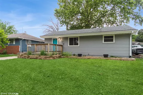 214 SW Scott St, Ankeny, IA 50023