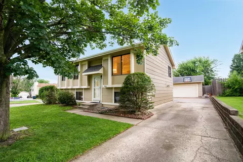 3600 E 42nd Ct, Des Moines, IA 50317