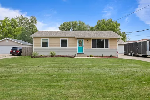 6675 NW 5th St, Des Moines, IA 50313