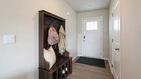 Entry Way - 2113 Bugge Dr, Adel, IA 50003 photo 4 of 4