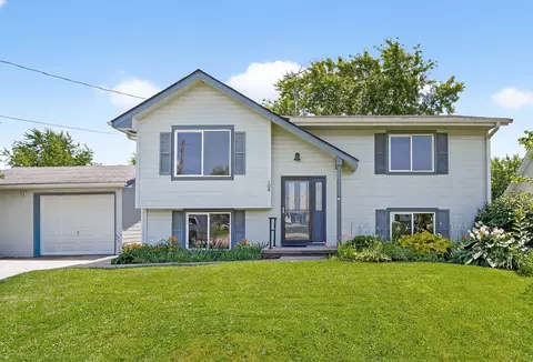 108 E Sw St, Melcher Dallas, IA 50163