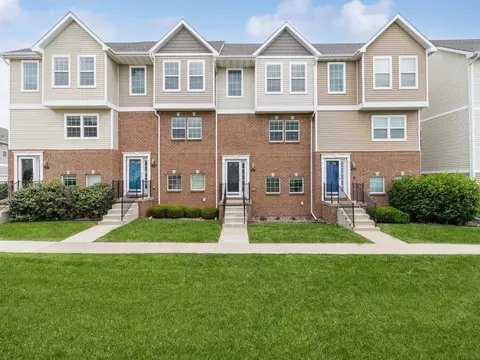 620 Nantucket Pl, Norwalk, IA 50211