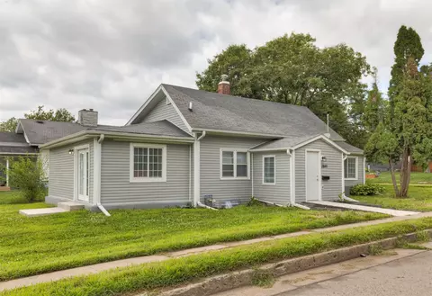 2841 Des Moines St, Des Moines, IA 50317