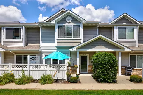8601 Westown Pkwy #29103, West Des Moines, IA 50266