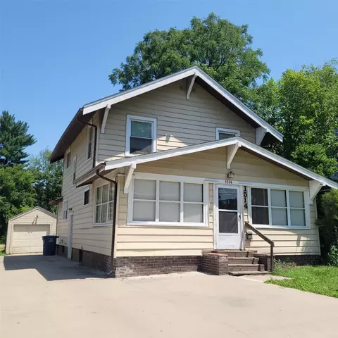 1514 Guthrie Ave, Des Moines, IA 50316