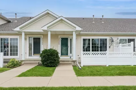 2520 NW Heritage Ave, Ankeny, IA 50023